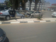 بالصور: إصابة طفيفة لسائق بحادث طرق بين مركبتين وسط مدينة اللد